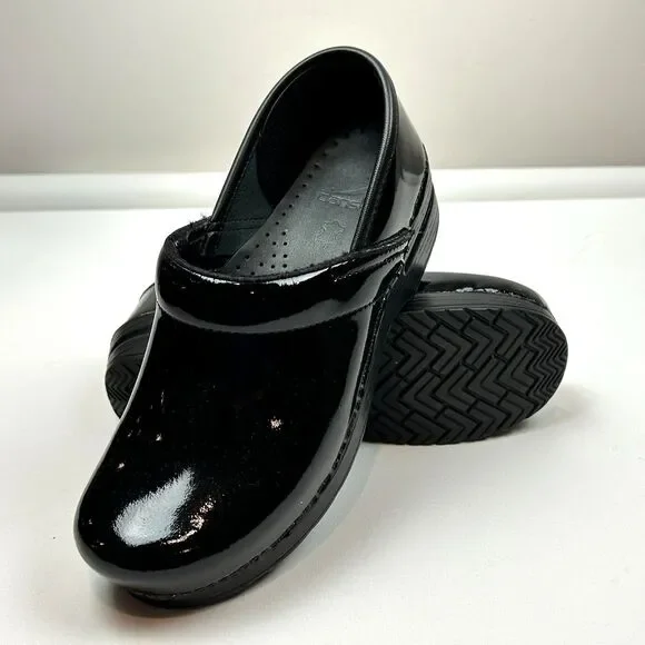 Dansko Professional Black Patent Leather Clog EU 39 US  8.5-9 - Picture 2 of 16